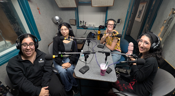 Daisy Carbajal, Itzel Mar, Emily Mata